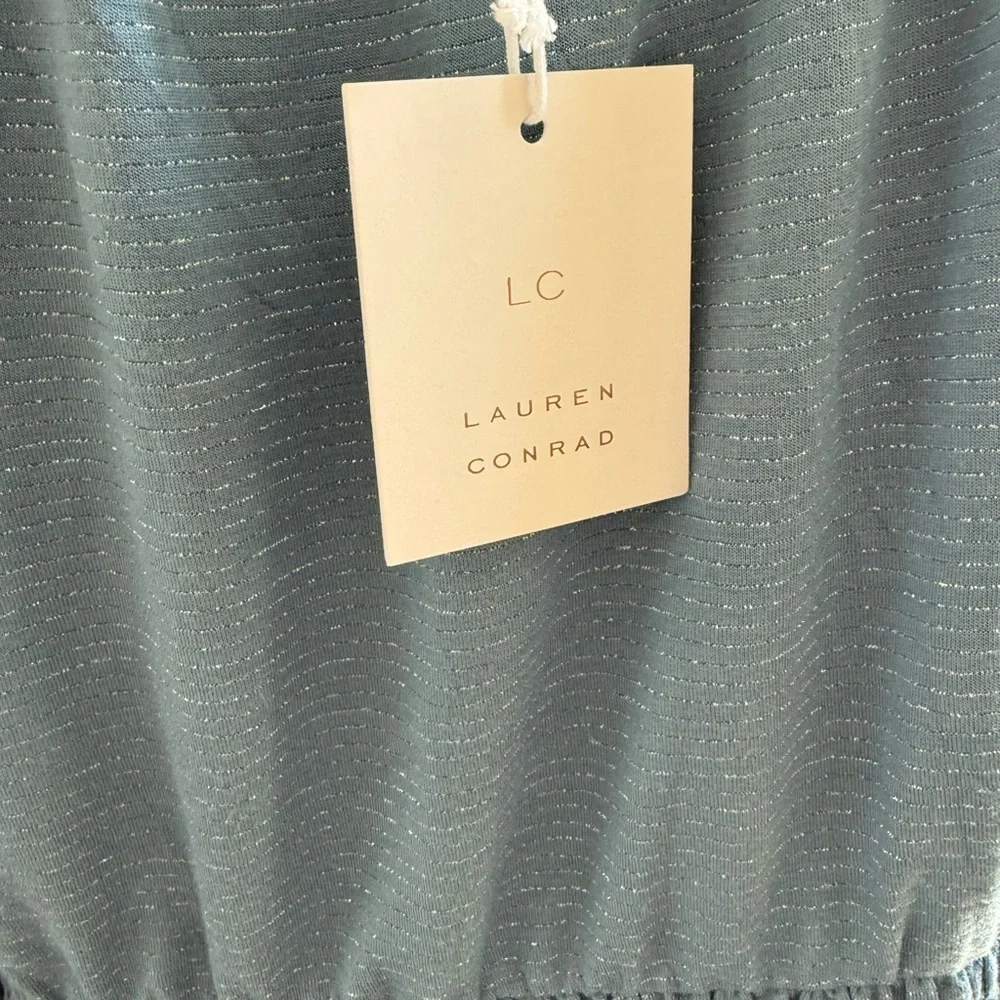Lauren conrad XXL or 2x long sleeve lightweight top peplum stretchy blue silver - Picture 6 of 8